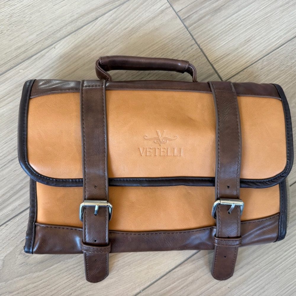 Vetelli Foldable Leather Travel Toiletry Bag with 4 Pockets - New